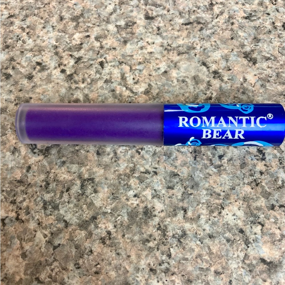 NWOT 🌟 Romantic Bear Liquid Lipstick “Pansy”